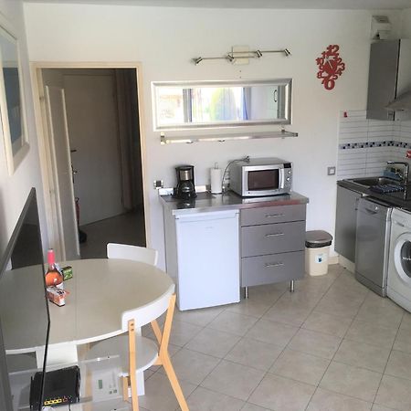 Agreable Appartement 4 Personnes A Villeneuve-Loubet Plage, Piscine, Mer, Commerces A Proximite ภายนอก รูปภาพ